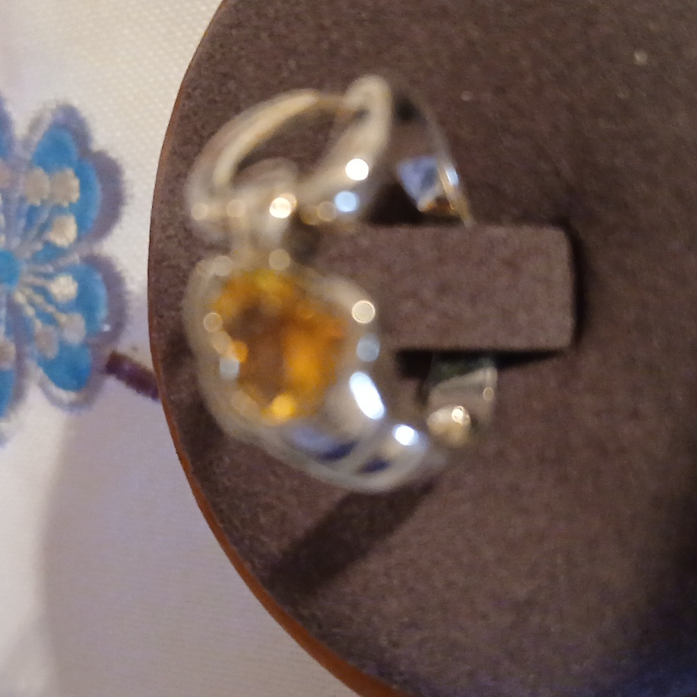 Heart-Shaped 925 Silver Size 7 Citrine Ring - Picture 3 of 7